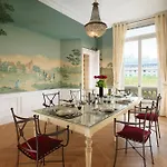 Palais Royal - Three Bedroom Apartment