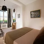 Palais Royal - Three Bedroom Apartment