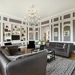 Palais Royal - Three Bedroom Apartment
